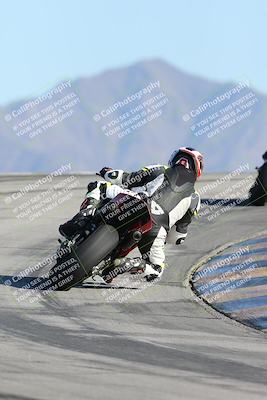 media/Jan-10-2026-Race Pace (Sat) [[3e4fee349c]]/2-Verified/Session 4 (Turn 12 Backside)/